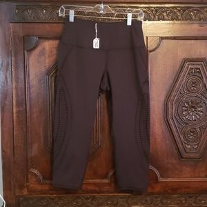 Ruby Ribbon Laser Cut Leggings Large